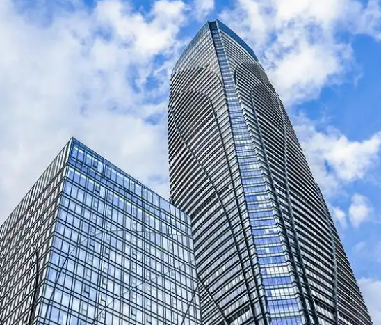 企业直播间策划搭建中的设备选型与场景化设计方案